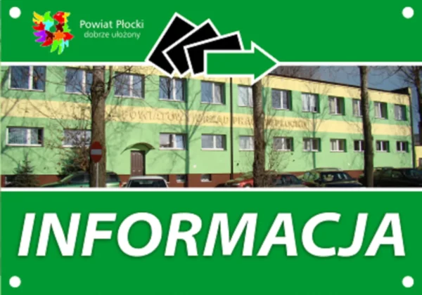 Na zdjęciu znajduje się budynek instytucji z zieloną elewacją oraz dużym napisem „INFORMACJA” na zielonym tle, informujący o naborze wniosków o refundację dla pracodawców.