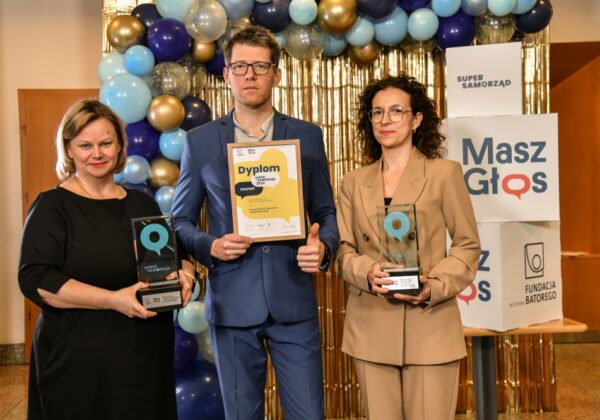 Stowarzyszenie „Nasz Czas” i władze Bodzanowa laureatami nagrody Super Samorząd
