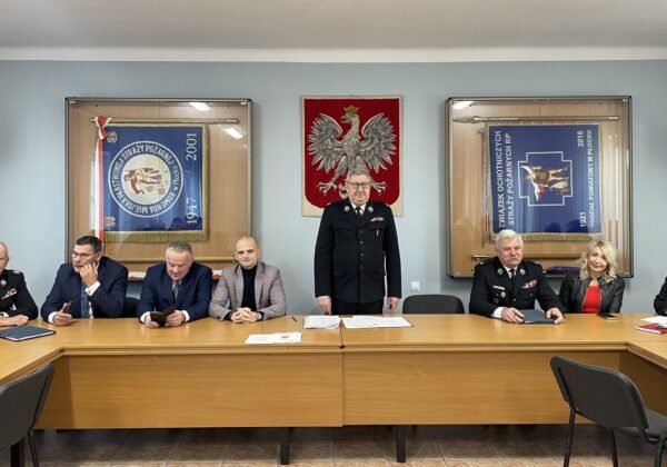 Prezes Zarządu oddziału Powiatowego otwiera obrady