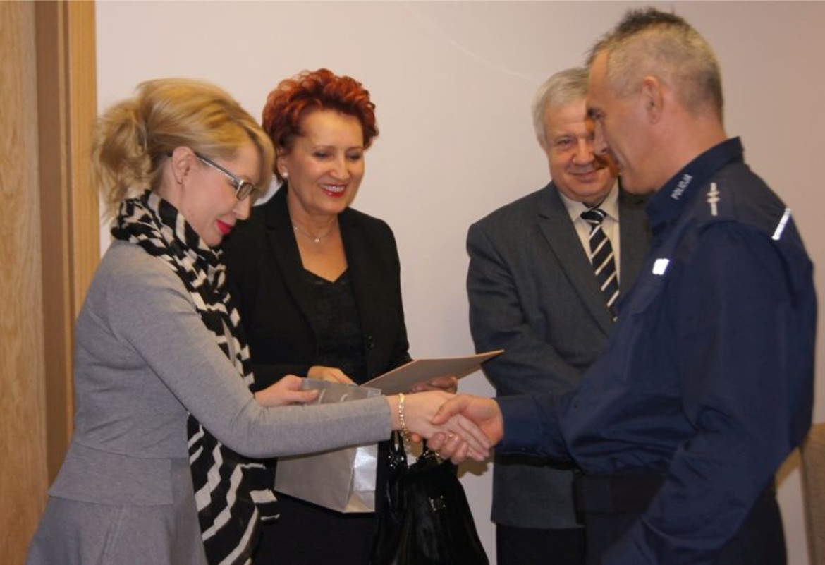 Wręczenie nagród dzielnicowym