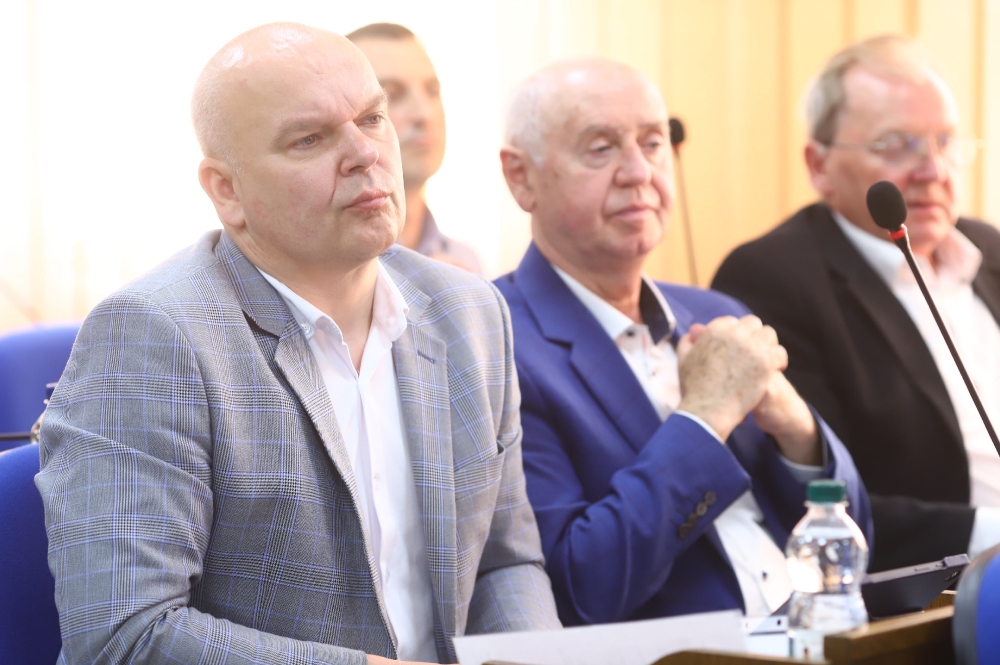 Aktywnie słuchający radni na spotkaniu