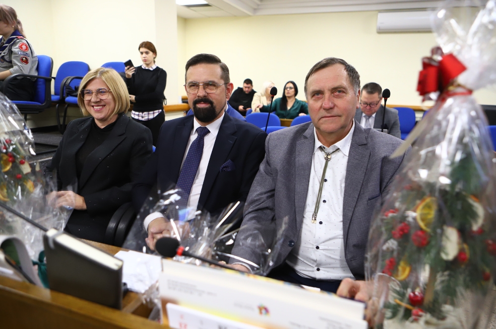 7. sesja powiatu na której uchwalono rekordowy budżet