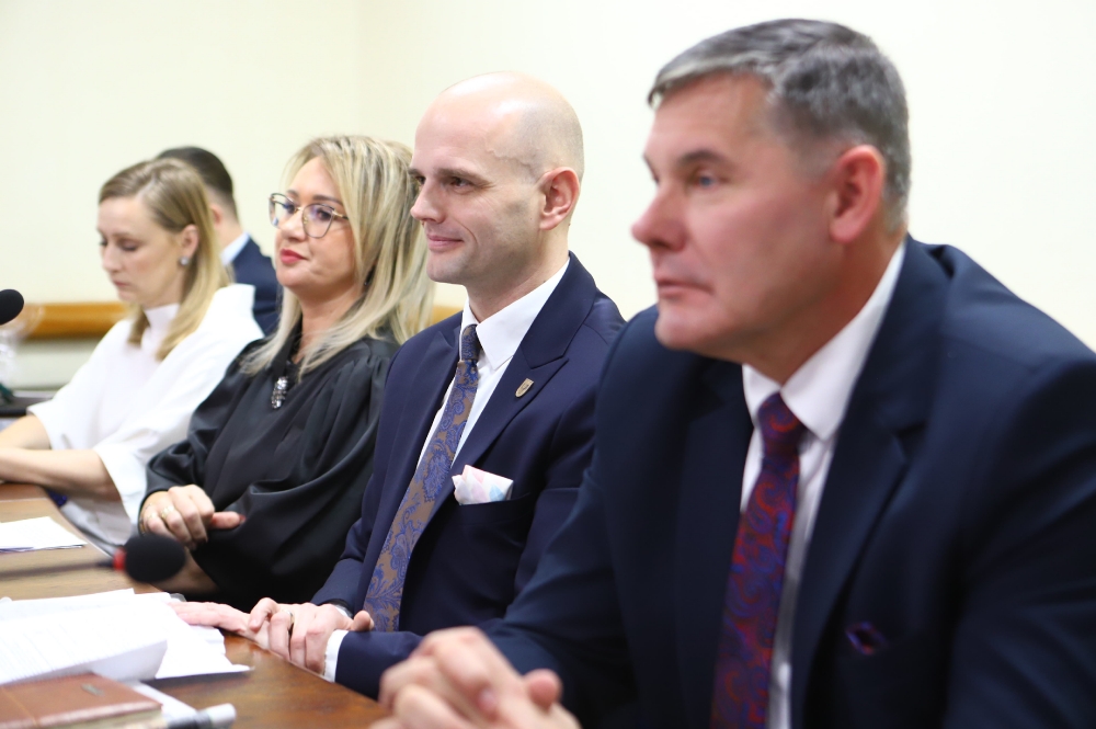 Zarząd powiatu płockiego na czele z Sylwestrem Ziemkiewiczem i wicestarostą