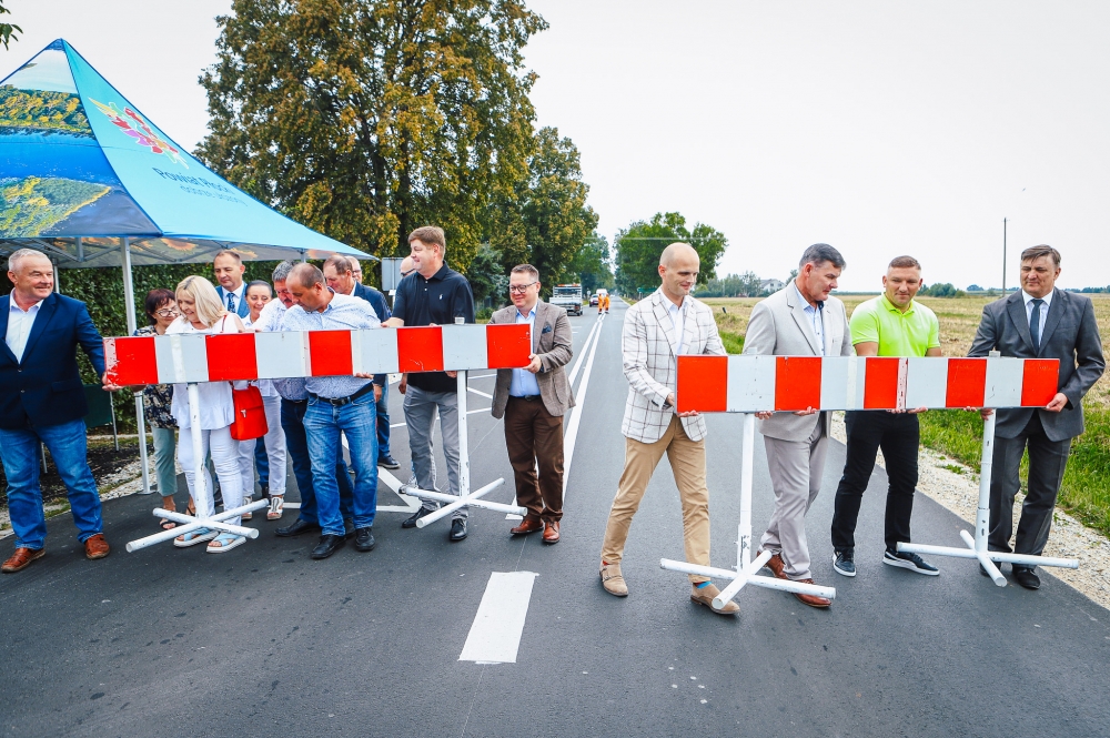 Remont kolejnej drogi powiatowej