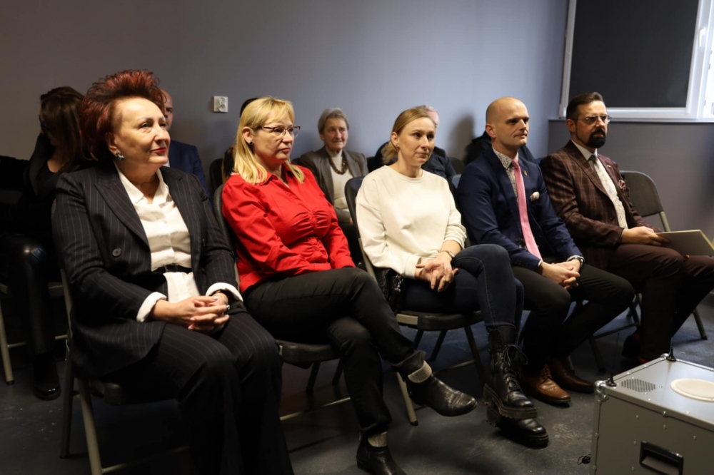 Goście przybyli na otwarcie wirtualnej strzelnicy
