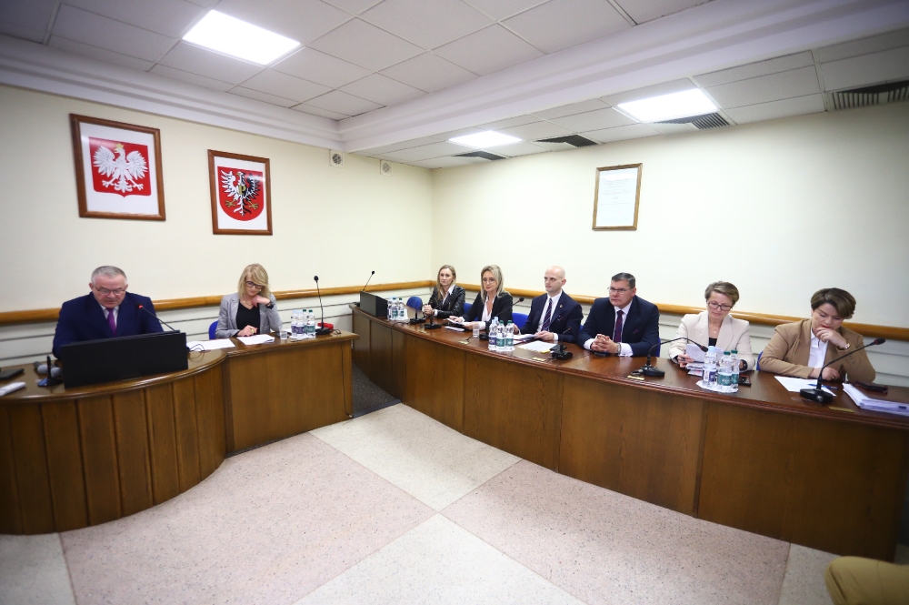Członkowie rady powiatu w tym starosta i wicestarosta płocki