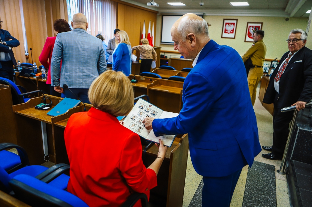 Uczestnicy sesji rady powiatu
