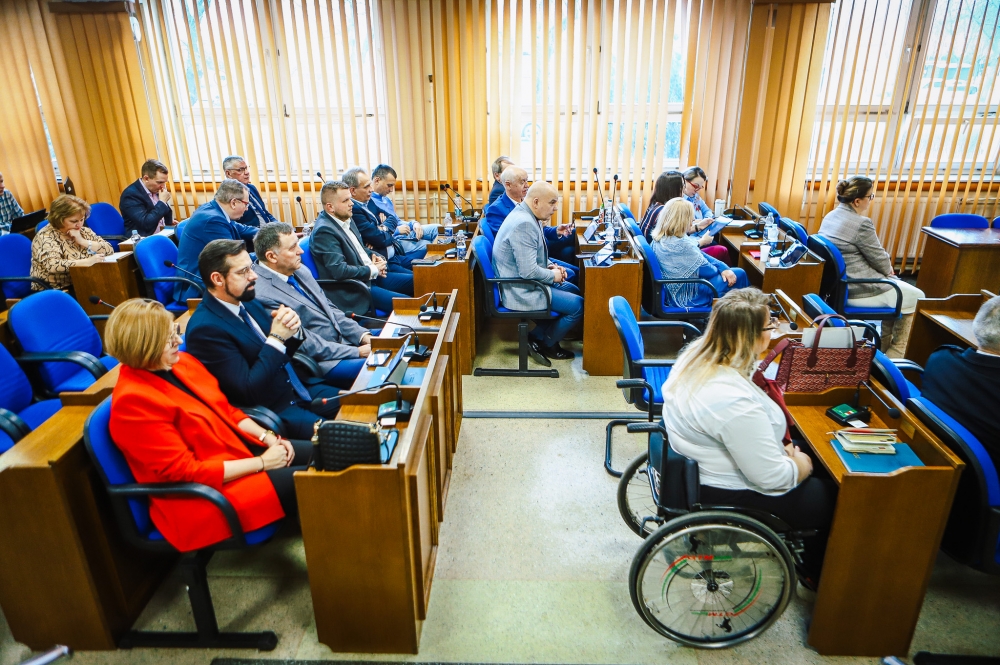 Członkowie rady powiatu płockiego na 8 sesji