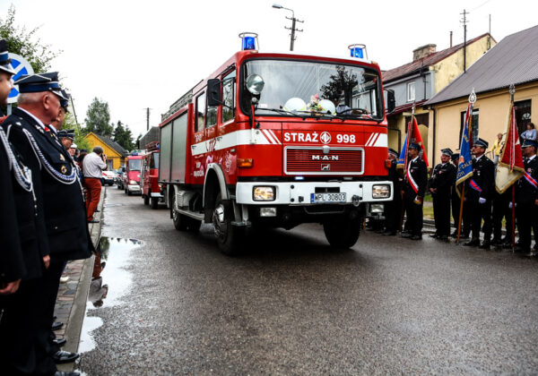 Parada wozów strażackich w Bielsku