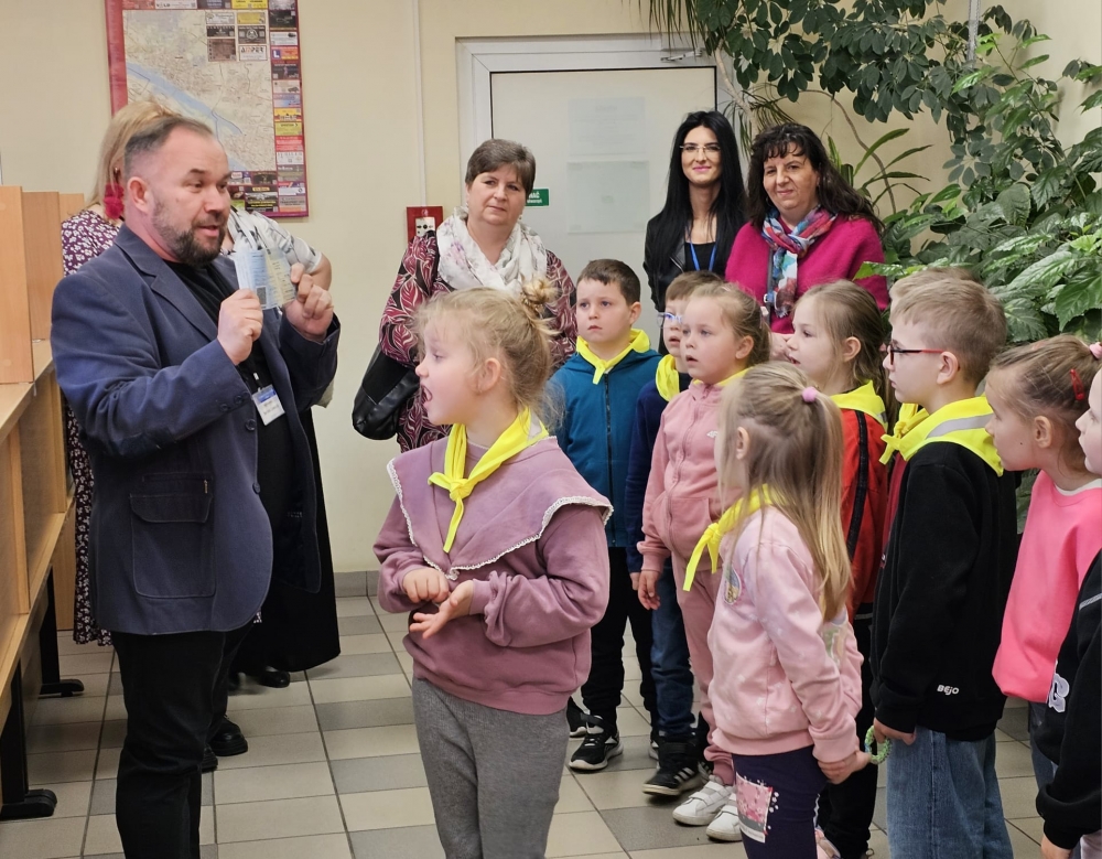 Starostwo powiatowe goszczące przedszkolaków