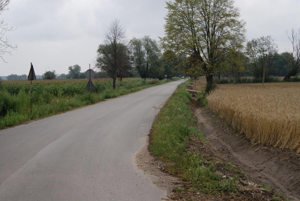 Droga i infrastruktura towarzysząca po wykonanym remoncie