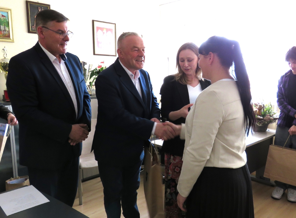 Gratulacje od przewodniczącego rady powiatu
