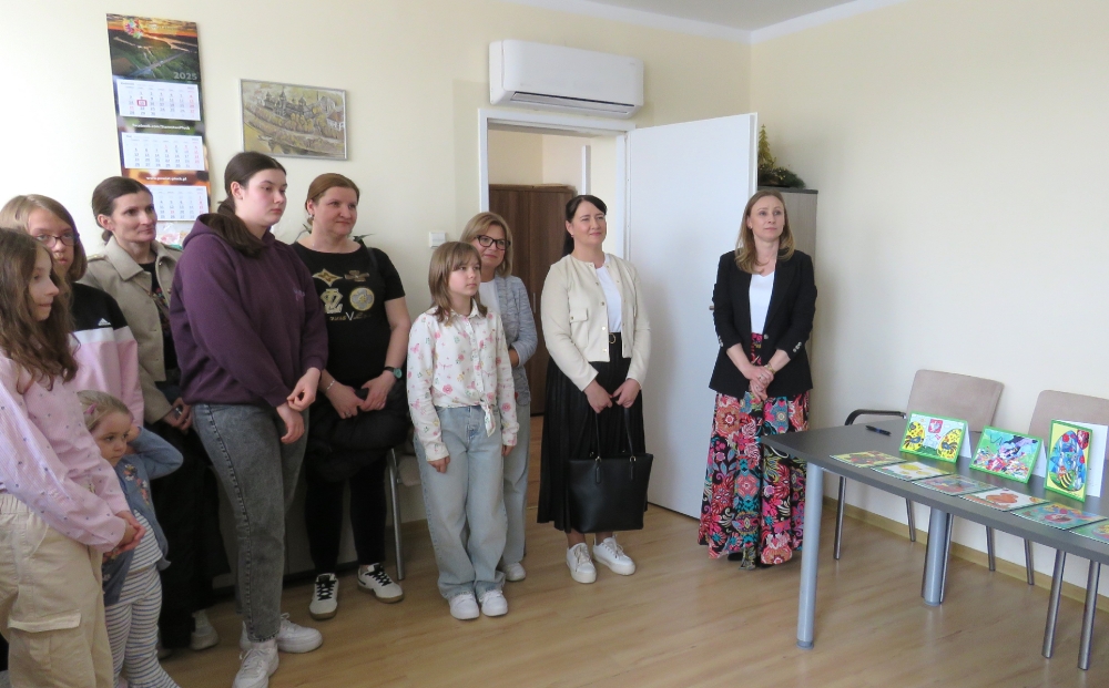 Karolina Koper i uczestnicy konkursu