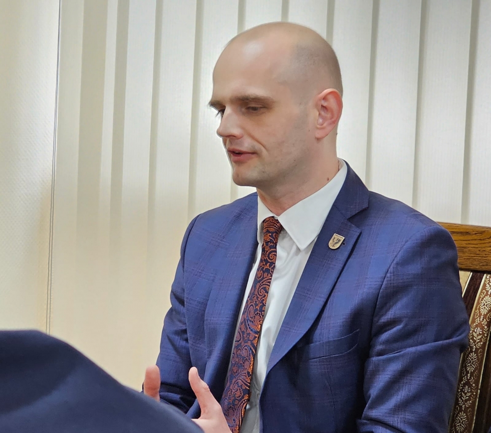 Sylwester Ziemkiewicz podczas rozmowy na spotkaniu