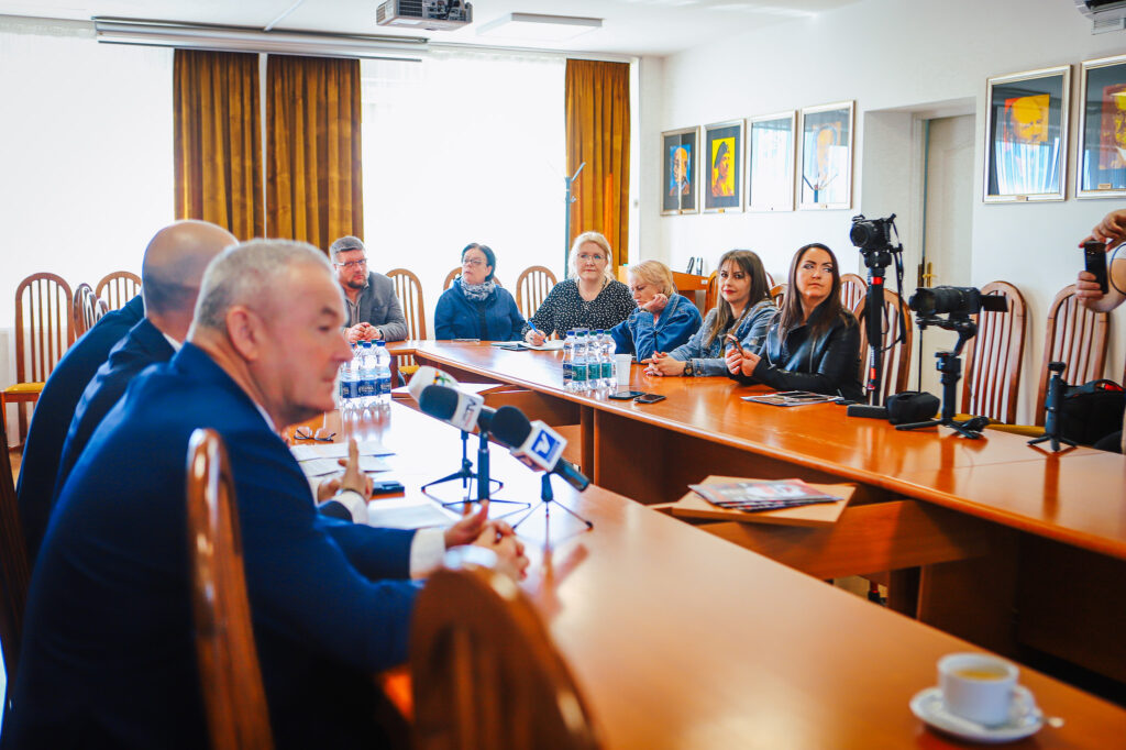 Uczestnicy konferencji prasowej