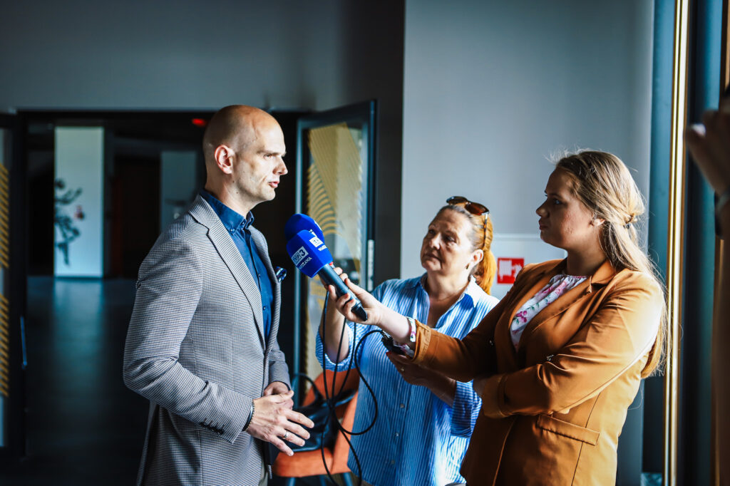 Starosta Sylwester Ziemkiewicz w ogniu pytań dziennikarzy