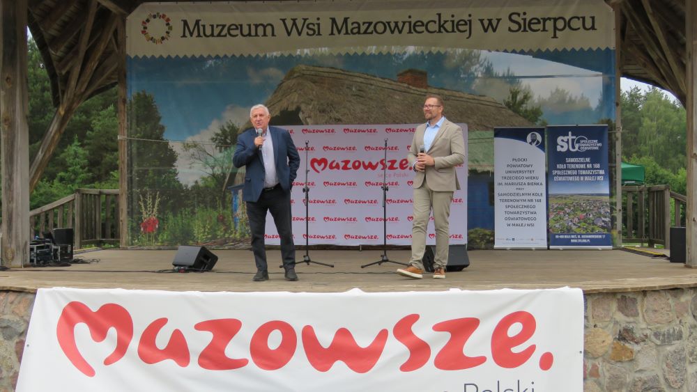 Lesław Ćmikiewicz i Piotr Rzeszotarski na scenie