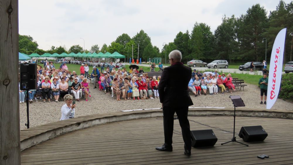Wojciech Bardowski śpiewa