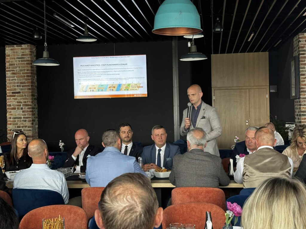 Starosta Płocki rekomenduje wariant W4