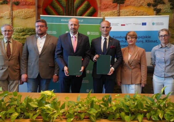 Starosta Sylwester Ziemkiewicz na podpisaniu umowy w NFOŚiGW w Warszawie