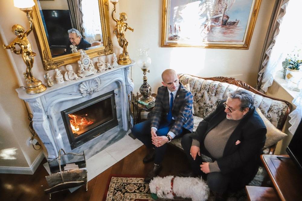 Pan Josef opowiadający o swoich korzeniach