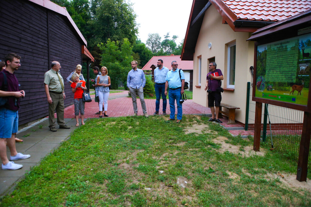 Obecni na oprowadzaniu