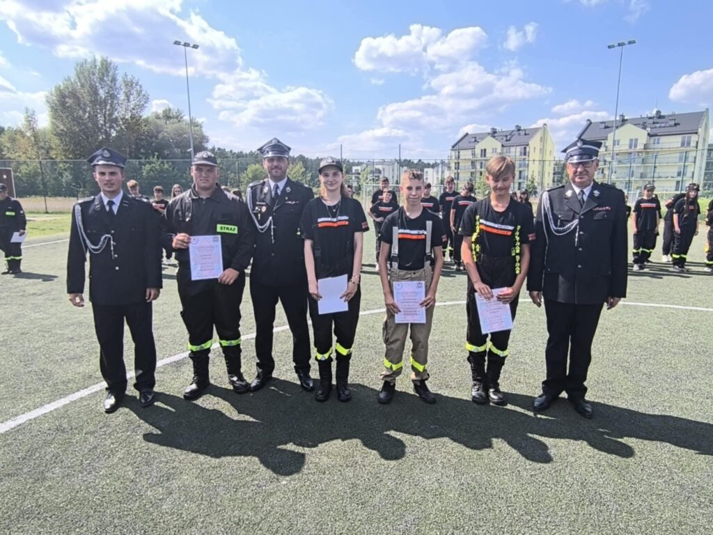 Wyróżnieni uczetnicy obozu