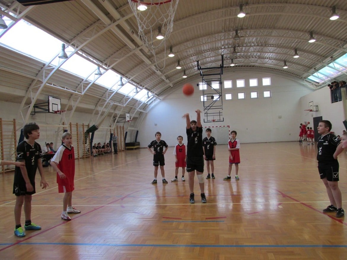 Mecz koszykówki podczas finałów